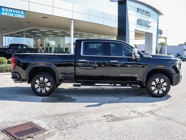 GMC Sierra 2500Hd 2024 photo 3