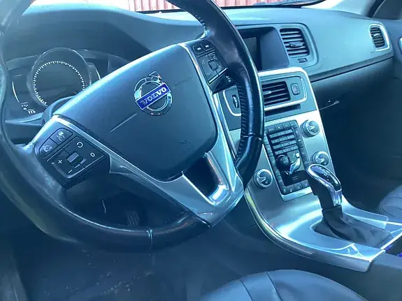 Volvo V60 Cross Country 2016 photo 3