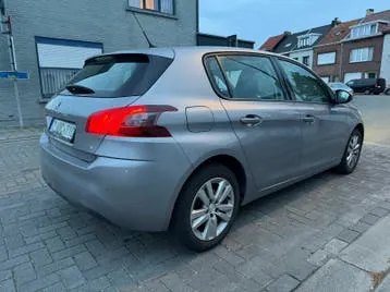 Peugeot 308 2020 photo 3