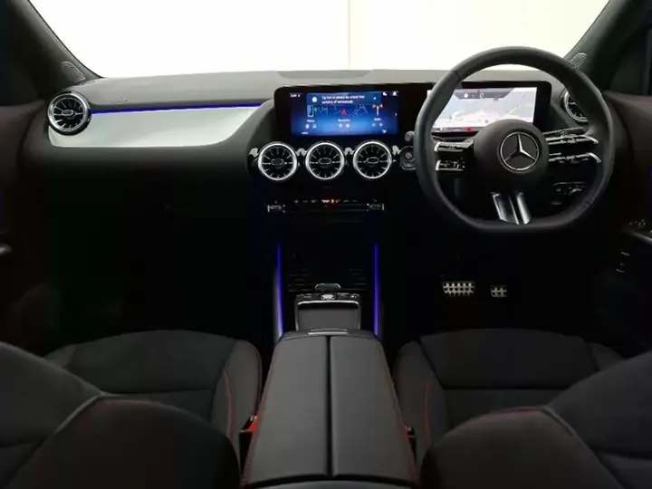 Mercedes-Benz Gla 2025 photo 3