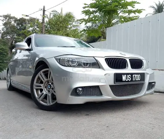 BMW 320I