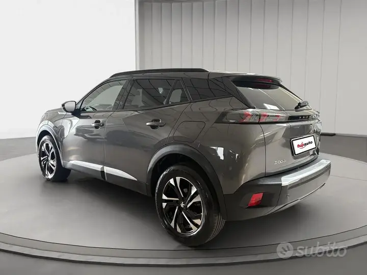 Peugeot 2008 2023 photo 3