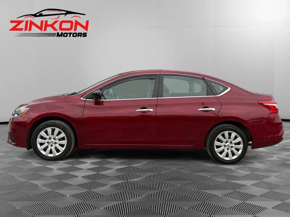 Nissan Sentra 2018 photo 2
