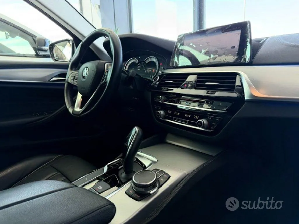 BMW 5 2019 photo 4
