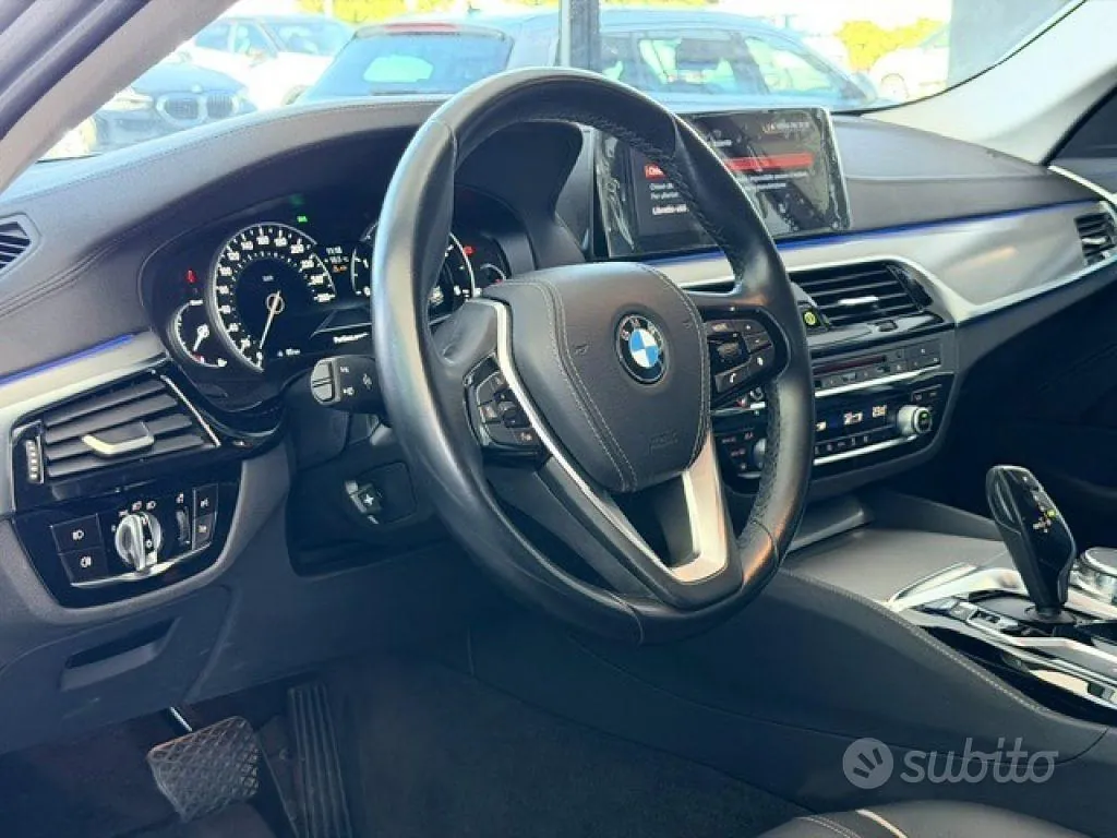 BMW 5 2019 photo 3