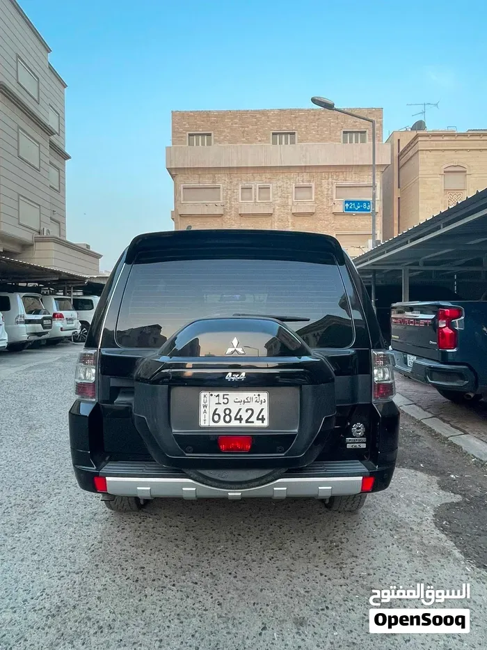Mitsubishi Pajero 2018 photo 3