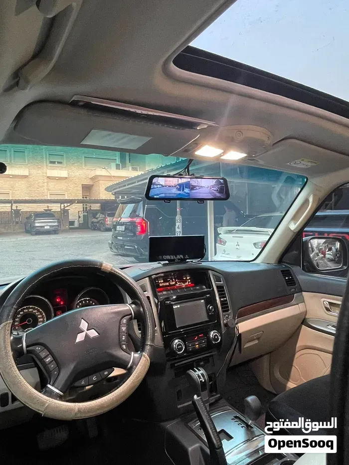 Mitsubishi Pajero 2018 photo 4