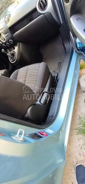 Mazda 2 2008 photo 5
