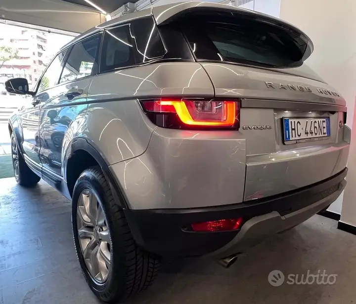 Land Rover Range Rover Evoque 2018 photo 2