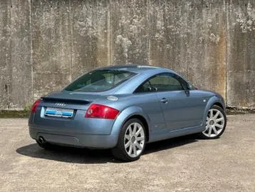 Audi Tt 2004 photo 2