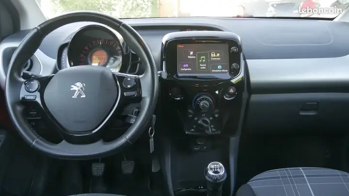 Peugeot 108 2016 photo 3
