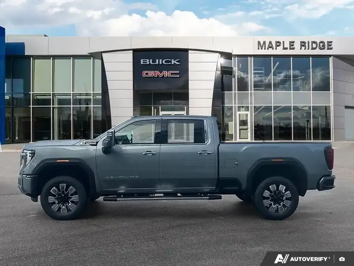GMC Sierra 3500Hd 2026 photo 2