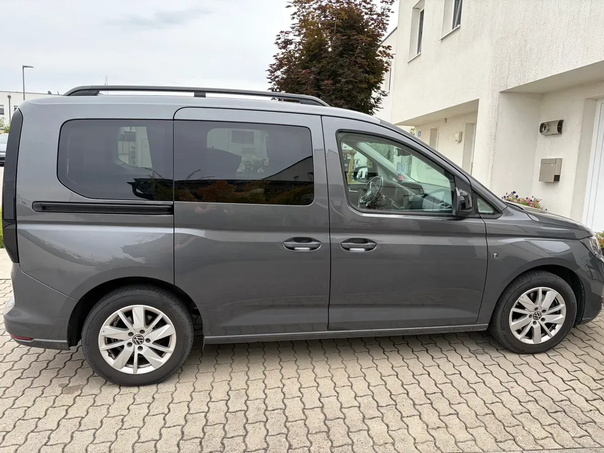 Volkswagen Caddy Life Tsi 2022 photo 3