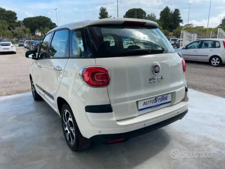 Fiat 500L 2019 photo 2