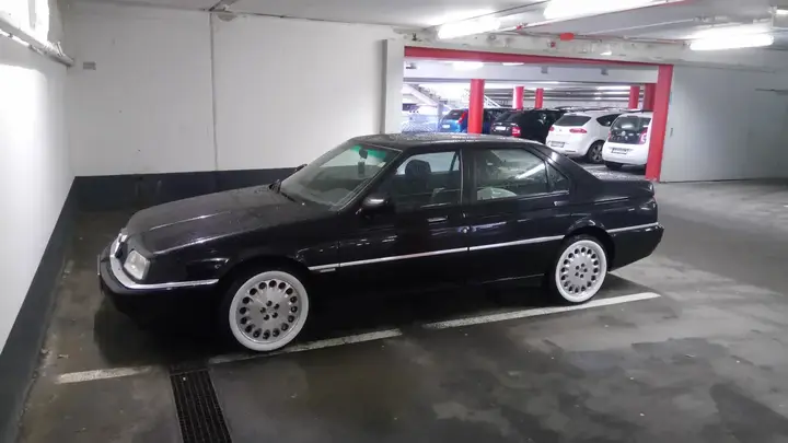 Alfa Romeo 164