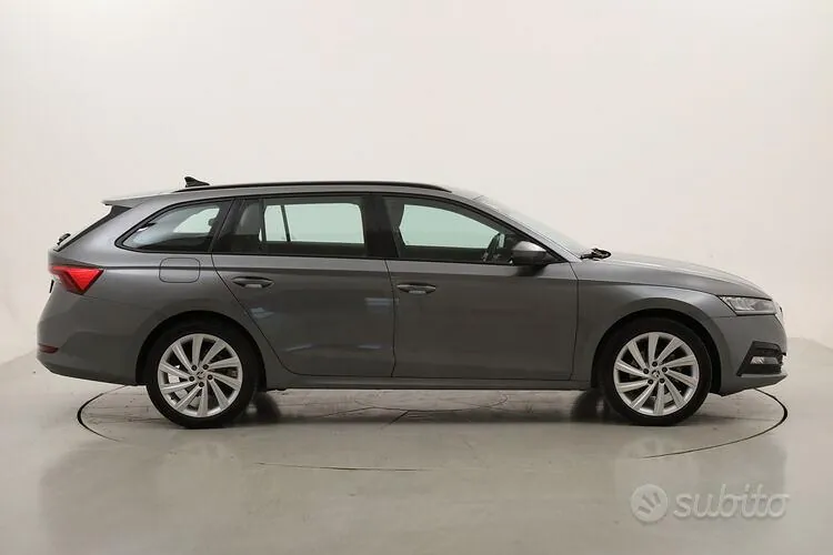 Skoda Octavia 2022 photo 3
