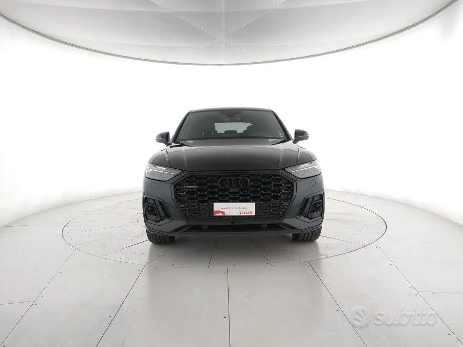 Audi Q5 2023 photo 2