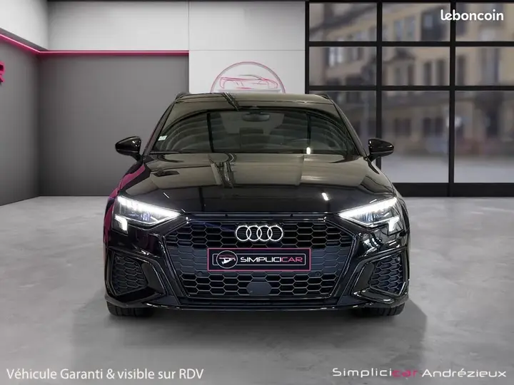 Audi A3 2022 photo 2