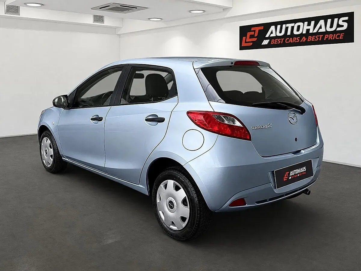 Mazda Mazda2
