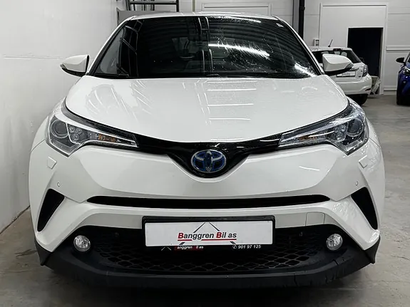 Toyota C-Hr 2017 photo 3