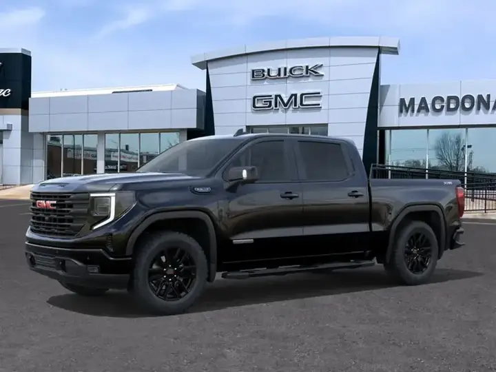 GMC Sierra 1500 2026 photo 2