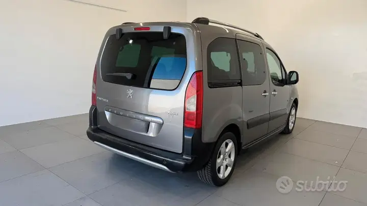 Peugeot Partner 2010 photo 5