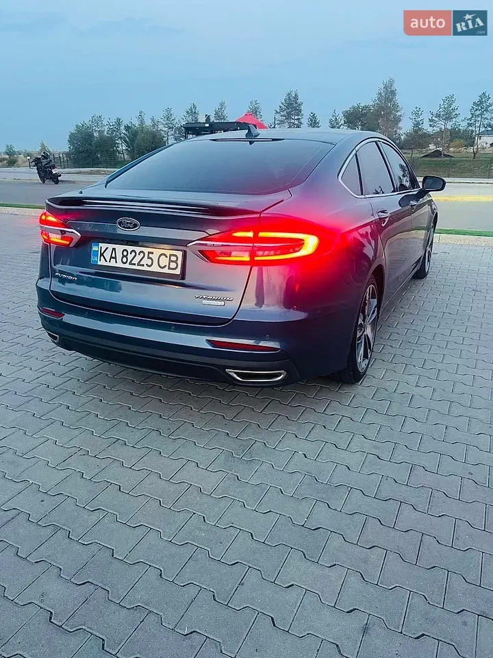 Ford Fusion 2019 photo 2