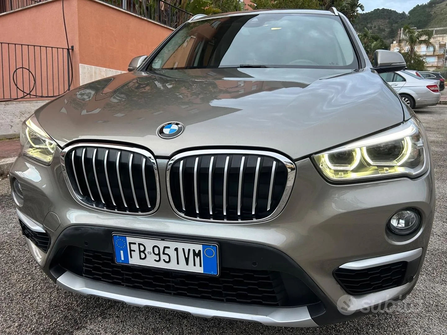 BMW X1