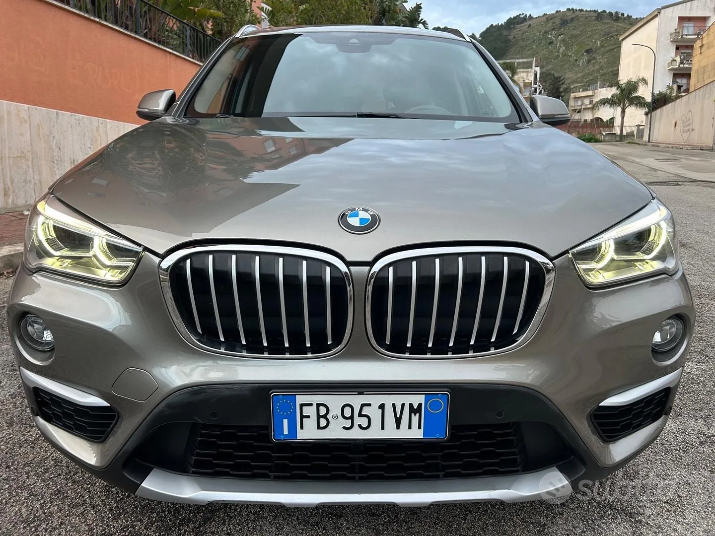 BMW X1 2015 photo 2
