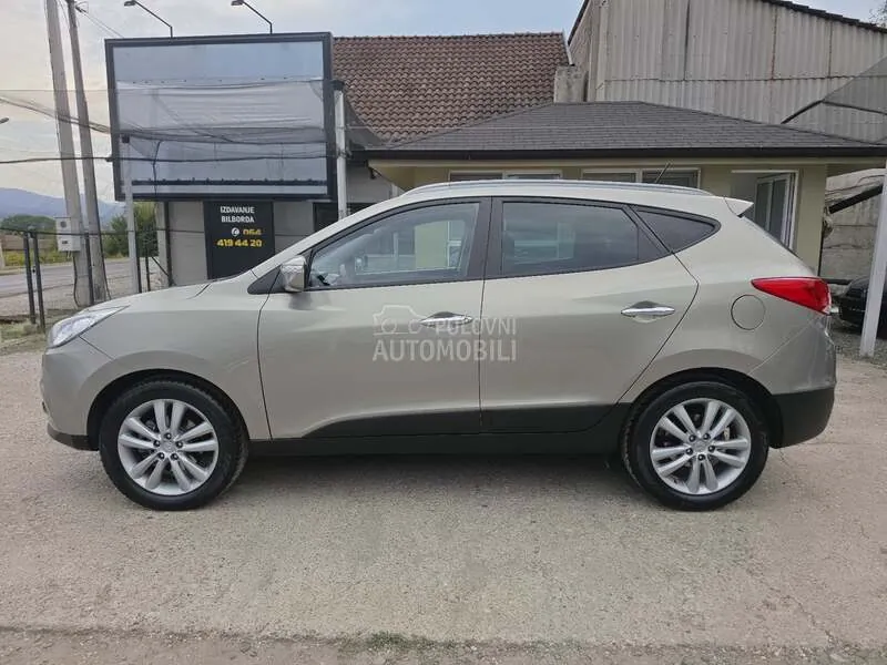 Hyundai Tucson 2012 photo 3