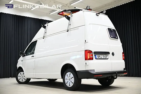 Volkswagen Transporter 2019 photo 4