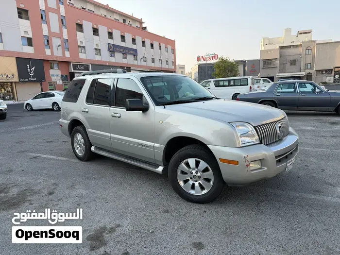Mercury Mountaineer