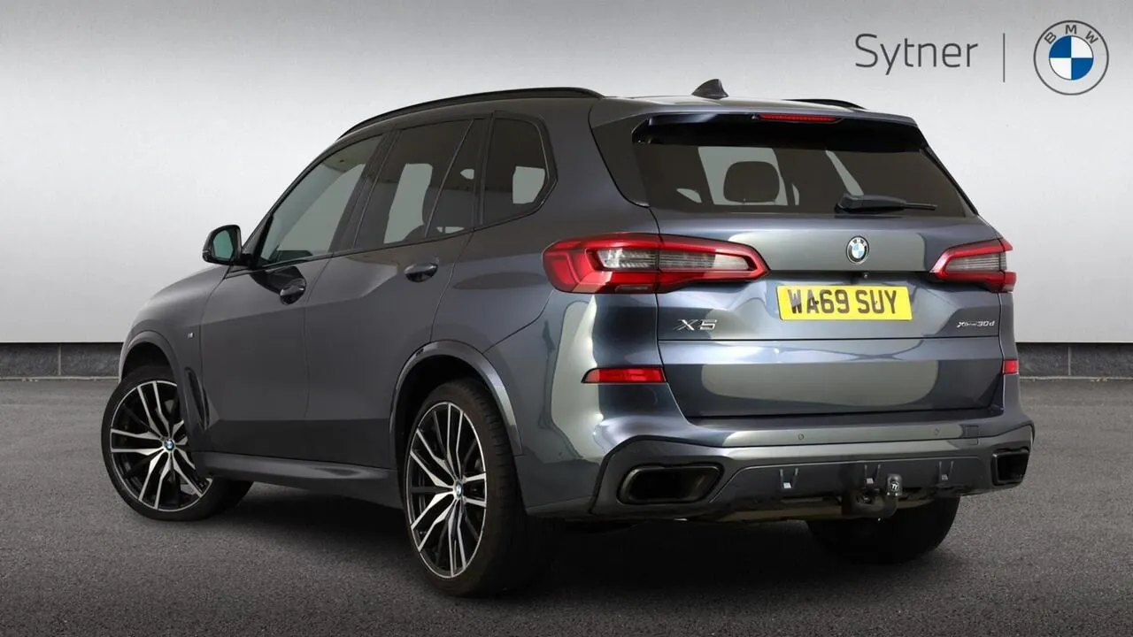 BMW X5 2019 photo 2