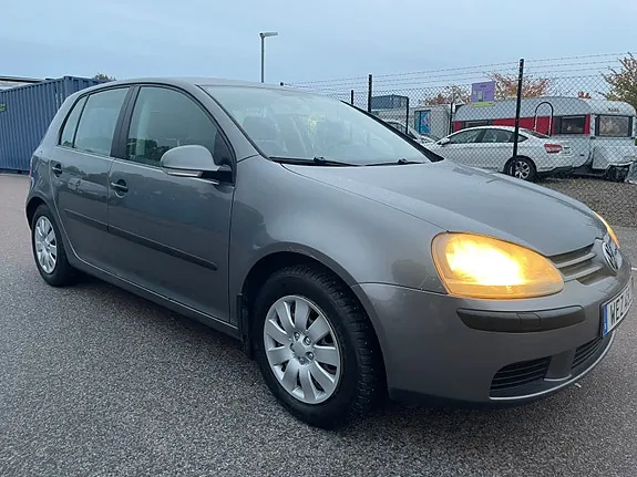 Volkswagen Golf V 2004 photo 2
