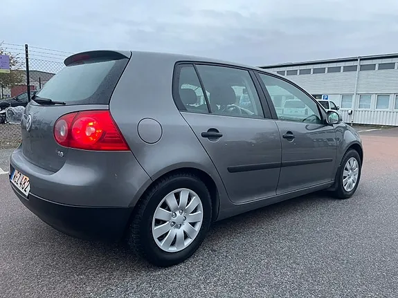 Volkswagen Golf V 2004 photo 3