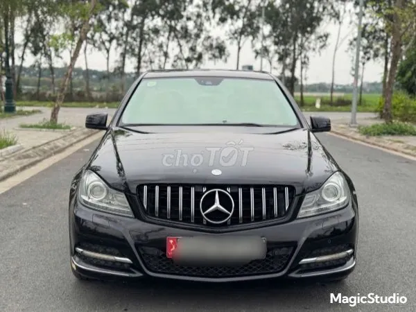 Mercedes-Benz C-Class 2011 photo 4