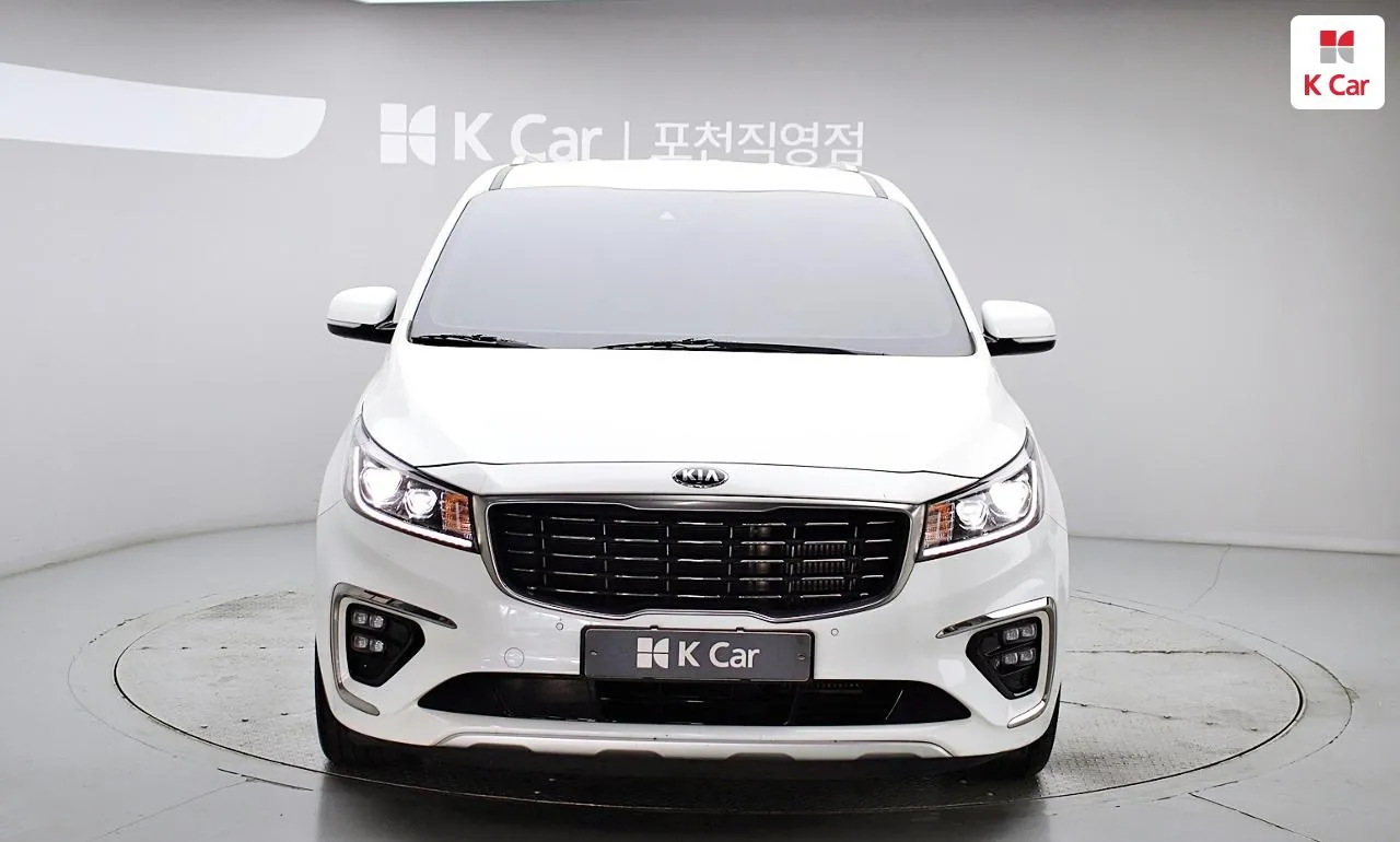 Kia New Carnival 2019 photo 2