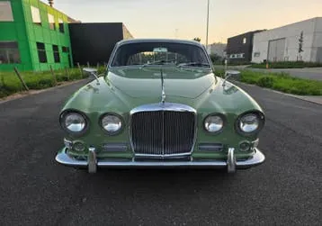 Jaguar 420