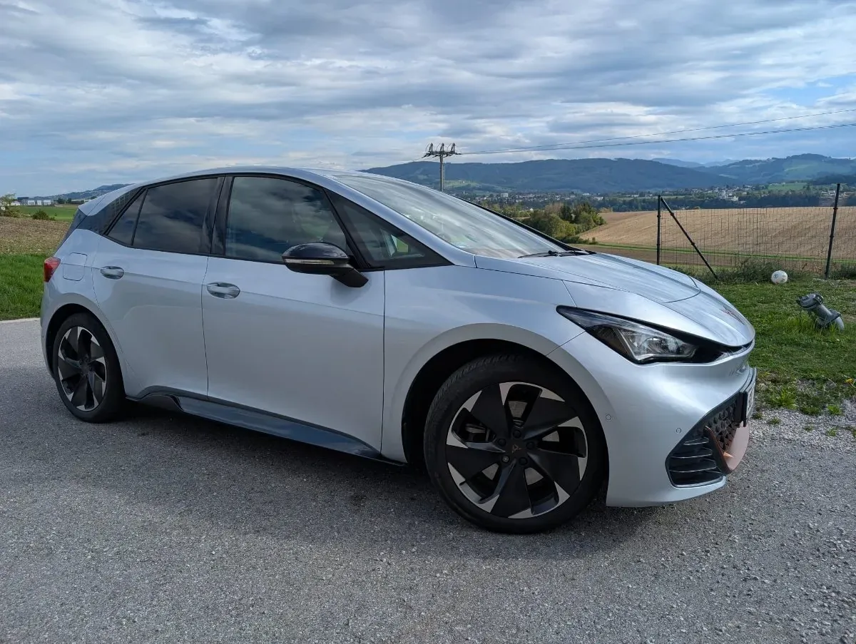Cupra Born 2023 photo 3