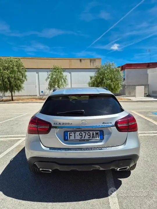 Mercedes-Benz Gla 2018 photo 2