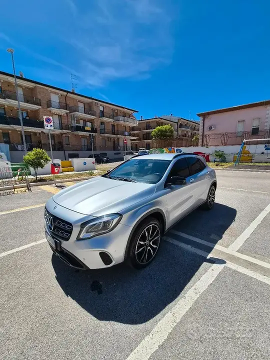 Mercedes-Benz Gla 2018 photo 5