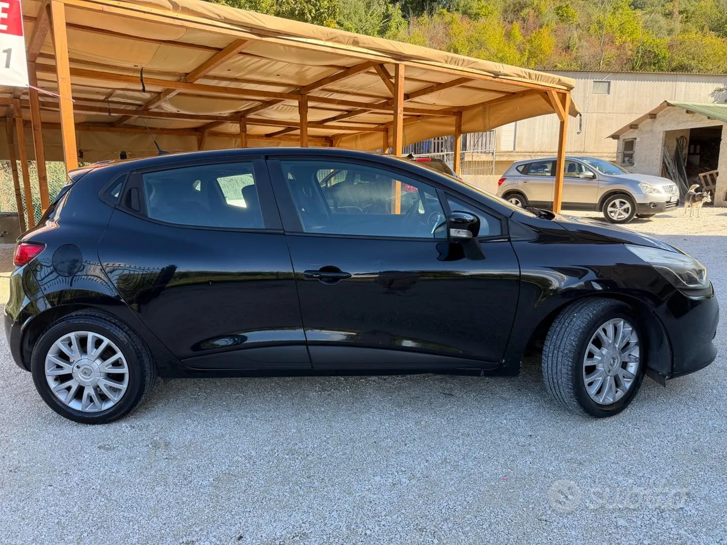 Renault Clio 2013 photo 2