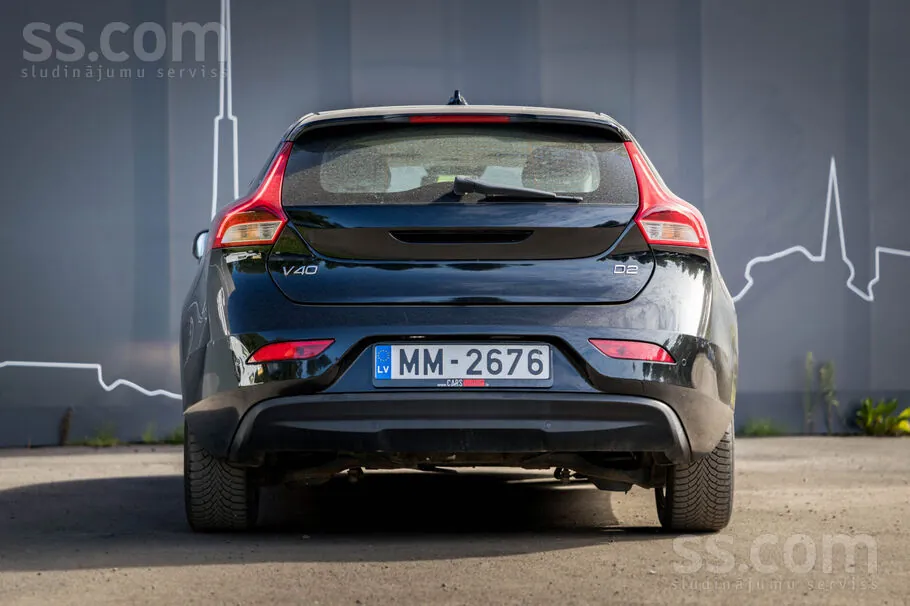Volvo V40 2017 photo 5