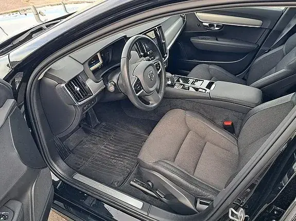 Volvo V90 2022 photo 2