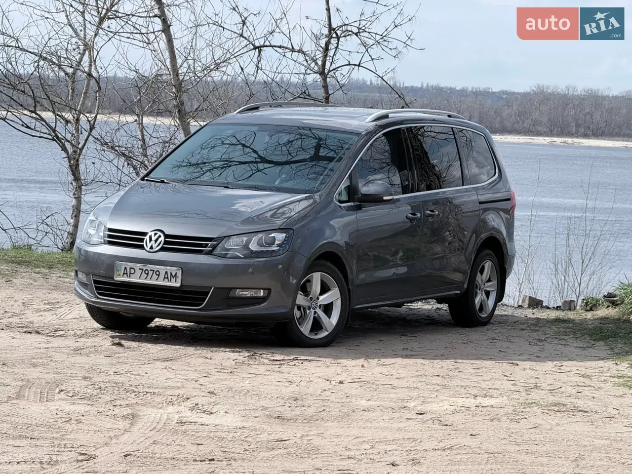 Volkswagen Sharan 2012 photo 4