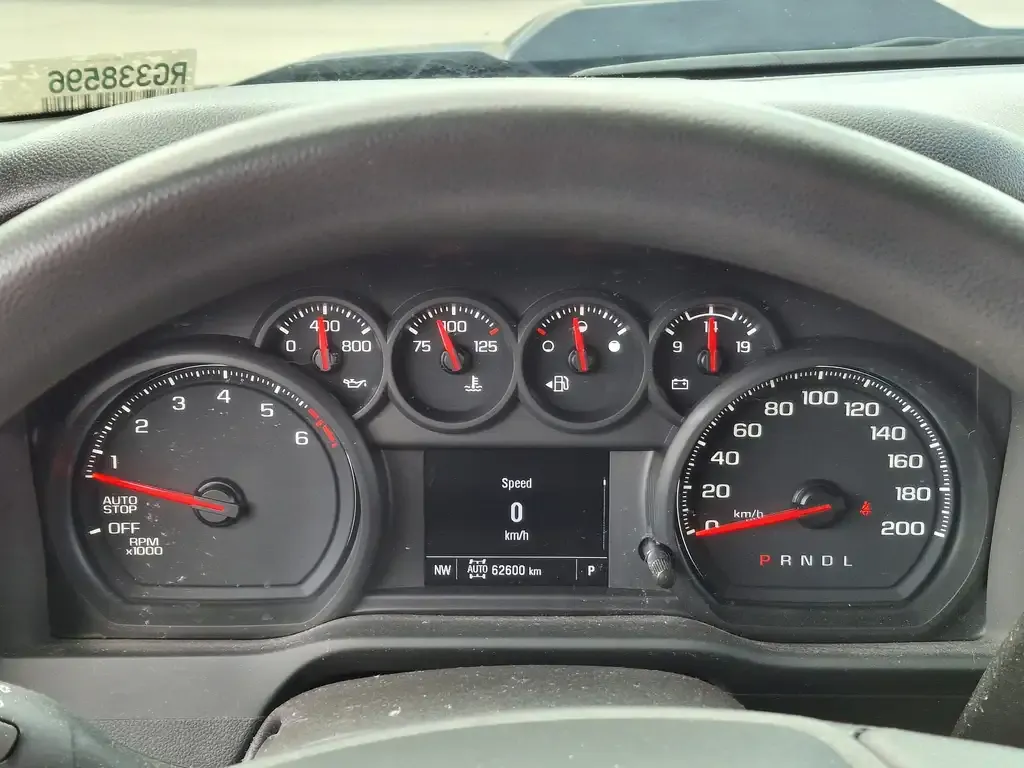 Chevrolet Silverado 1500 2024 photo 3