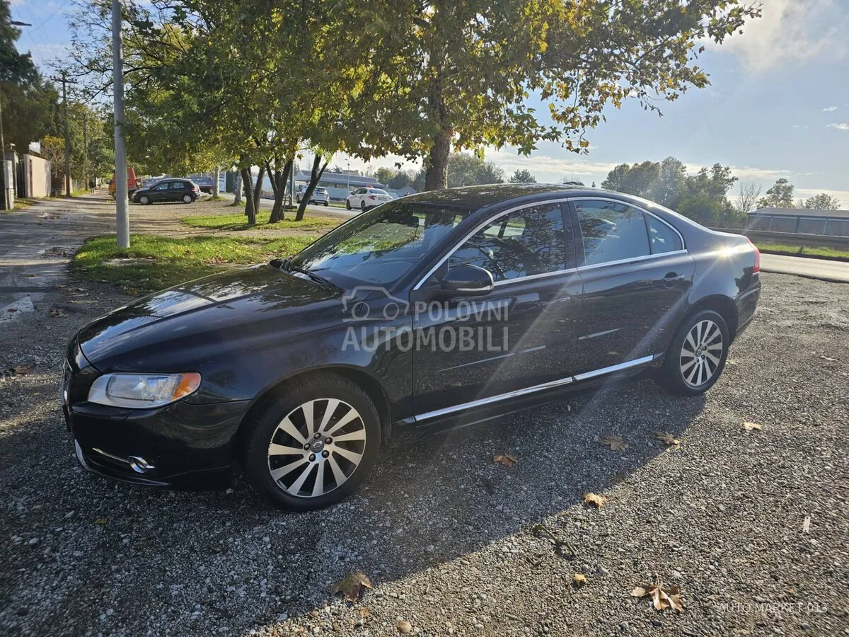 Volvo S80 2013 photo 2