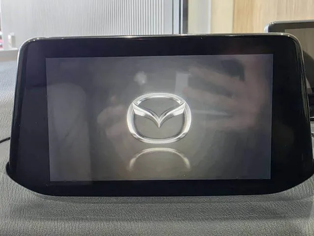 Mazda Axela Sport 2017 photo 4