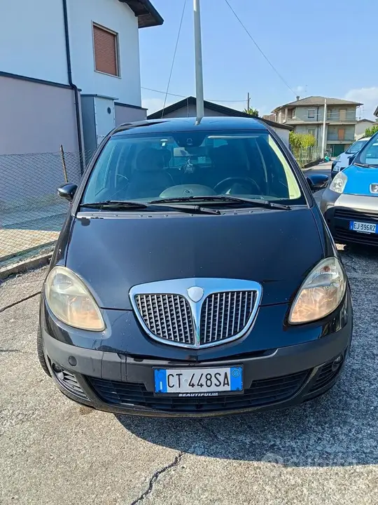 Lancia Musa 2005 photo 2