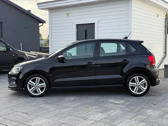 Volkswagen Polo 2014 photo 2
